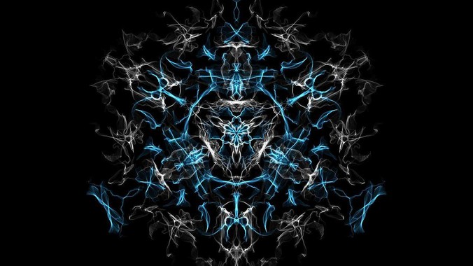 如何在不重装系统和软件的情况下换系统盘？